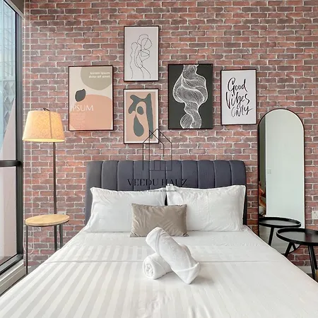 Scarletz Suites At Klcc By Veedu Hauz